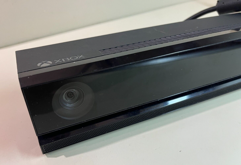 Microsoft Xbox One / Xbox One X / Xbox One S Kinect Sensor - MODEL 1520 - Black