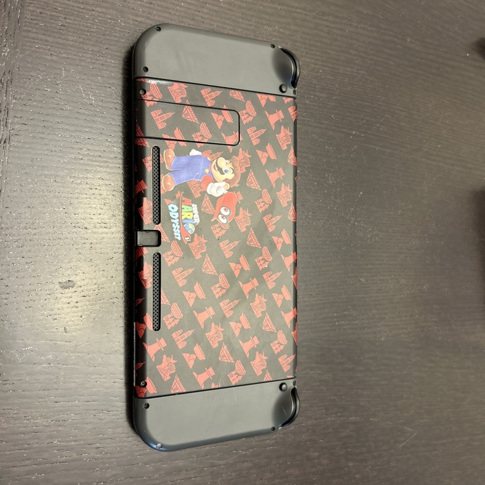 Nintendo Switch Handheld Console with Gray Joy-Cons - Excellent Condition