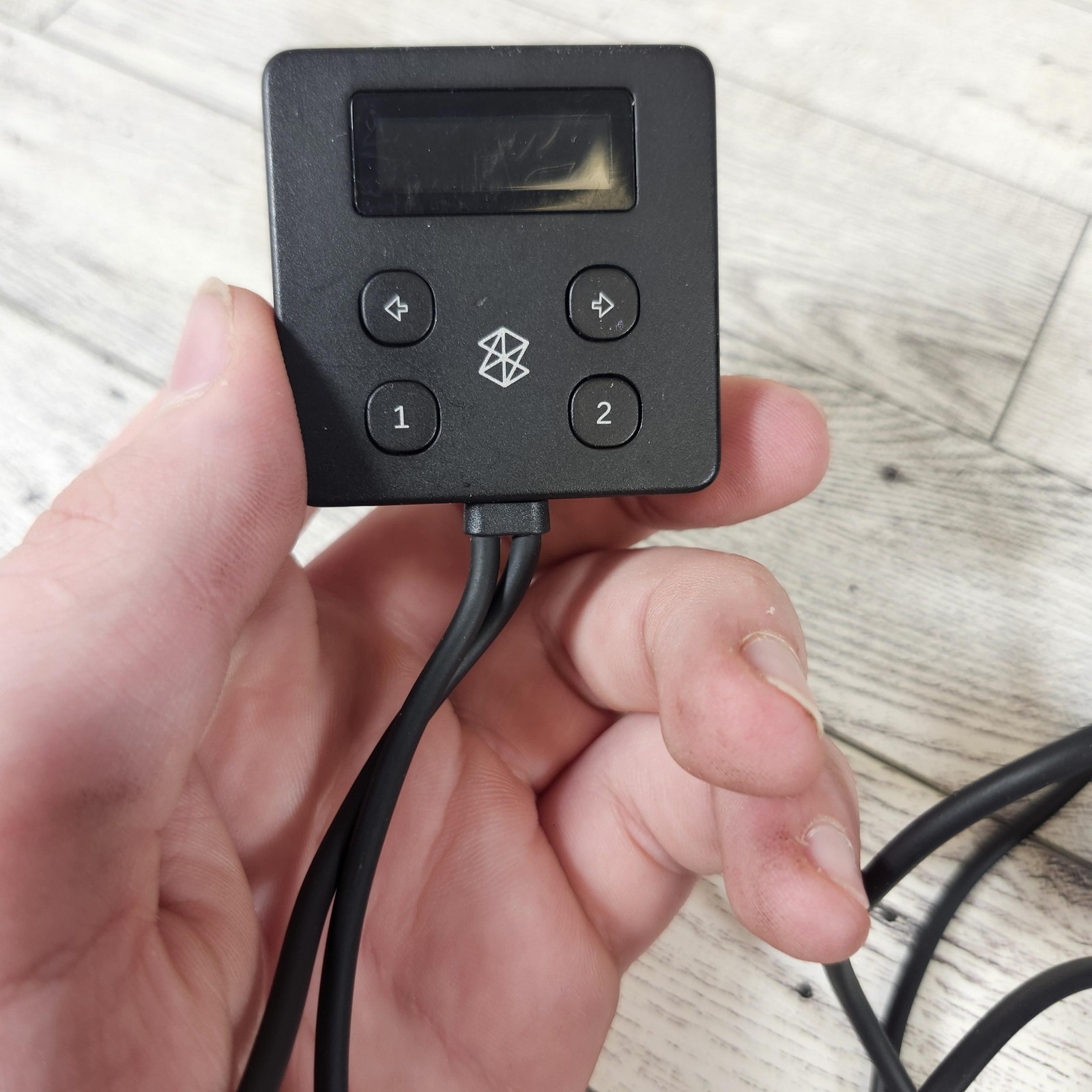 Microsoft Zune Car Pack FM Transmitter Charger Dock Black 30-Pin AUX Adapter