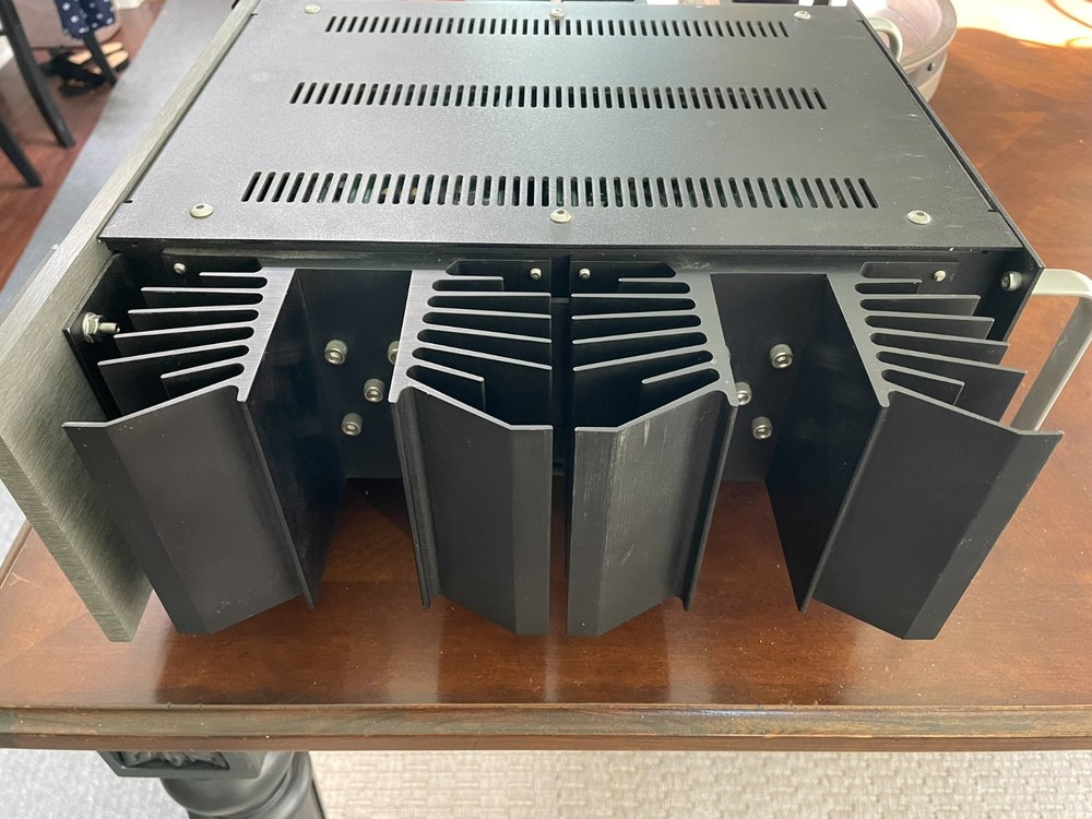 Krell KST-100 Stereo Power Amplifier