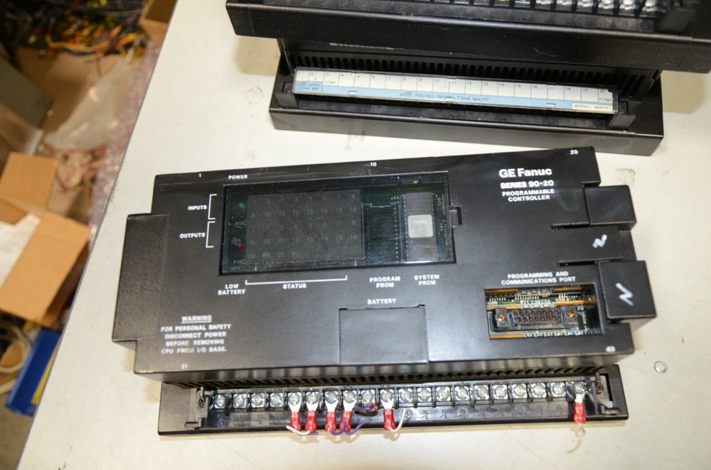 GE Fanuc 90-20 CPU211 PLC Programmable Controller IC692CPU211 IC692MDR541