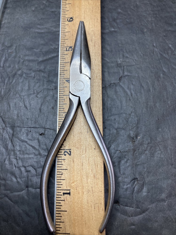 Needle Nose Pliers GERMANY Hemsomel??