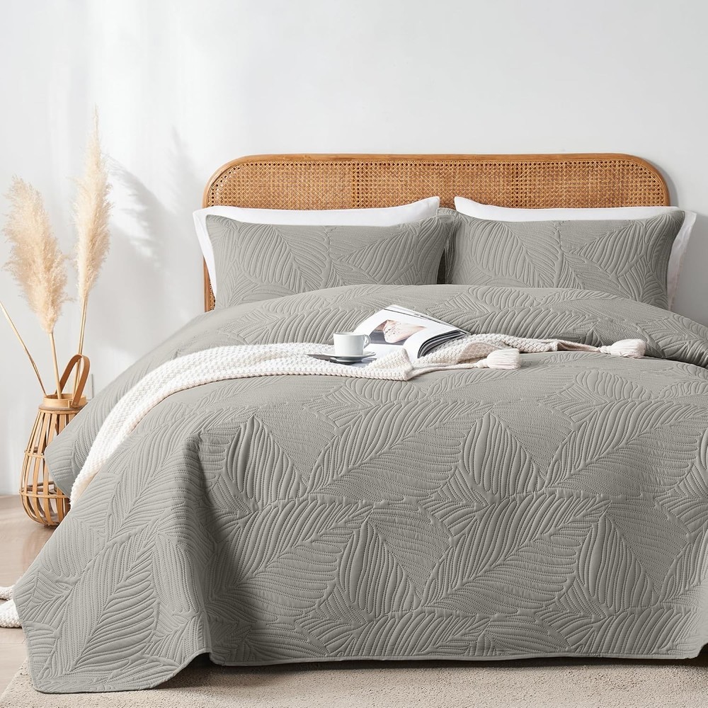 King Quilt Bedding Set Lightweight Soft Grey Bedspread Coverlet W/ Leaf