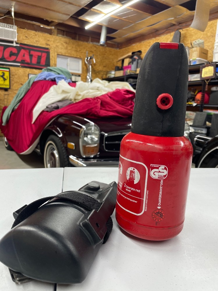 NOS BMW Fire Extinguisher E28, E24, E23 and bracket early for M635CSI