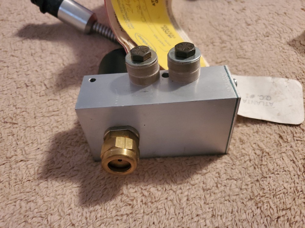 SLAUTTERBACK NORDSON E100-XT ADHESIVE