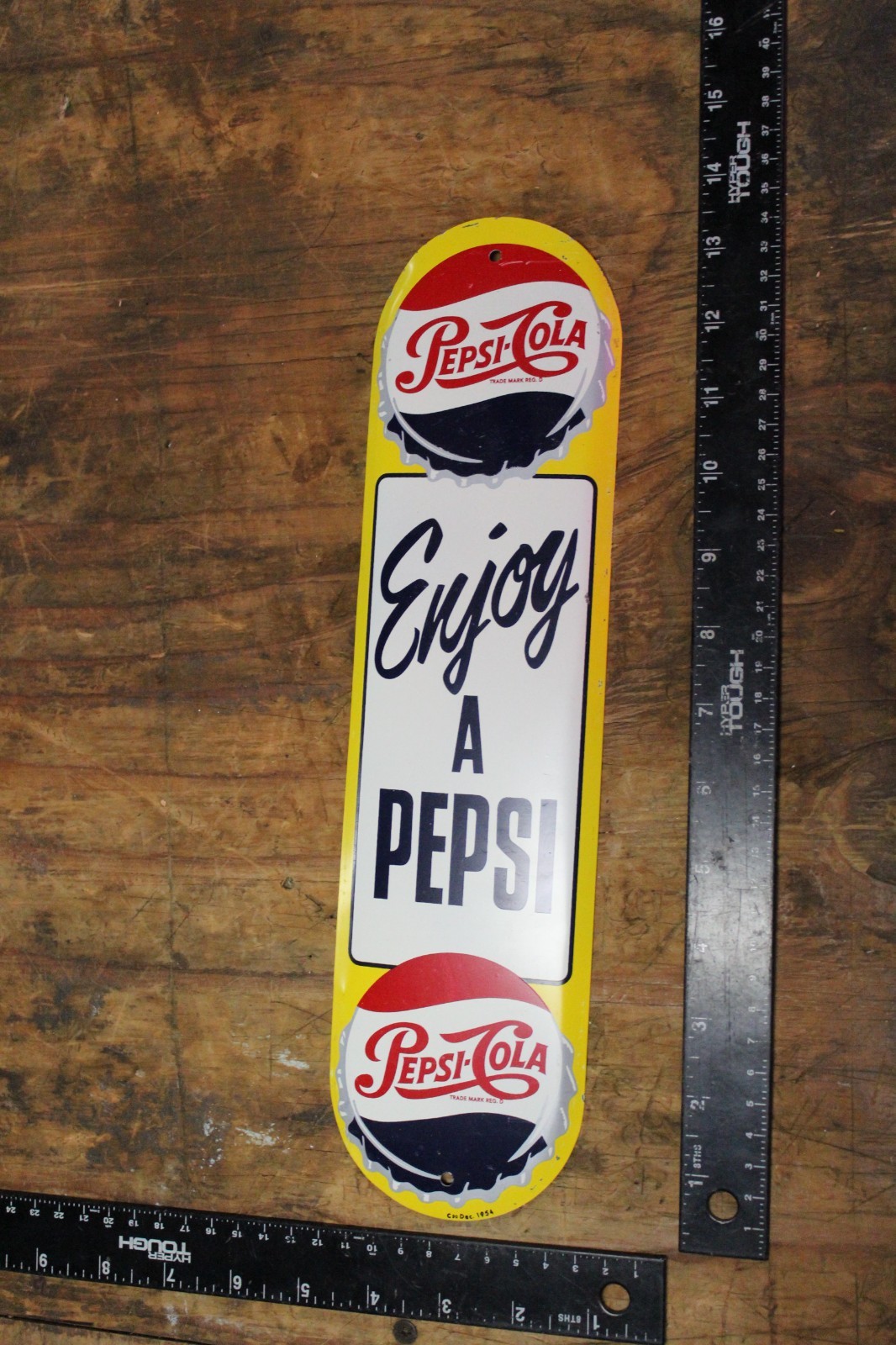 SCARCE 1954 ENJOY A PEPSI COLA STAMPED PAINTED METAL DOOR SIGN SODA BOTTLE CAP