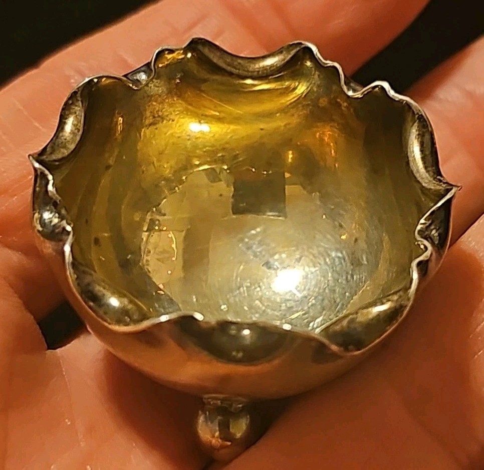 Solid Sterling Silver Salt Cellar, England