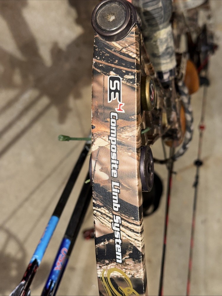 Matthews solo cam SE4 composite limb system Bow