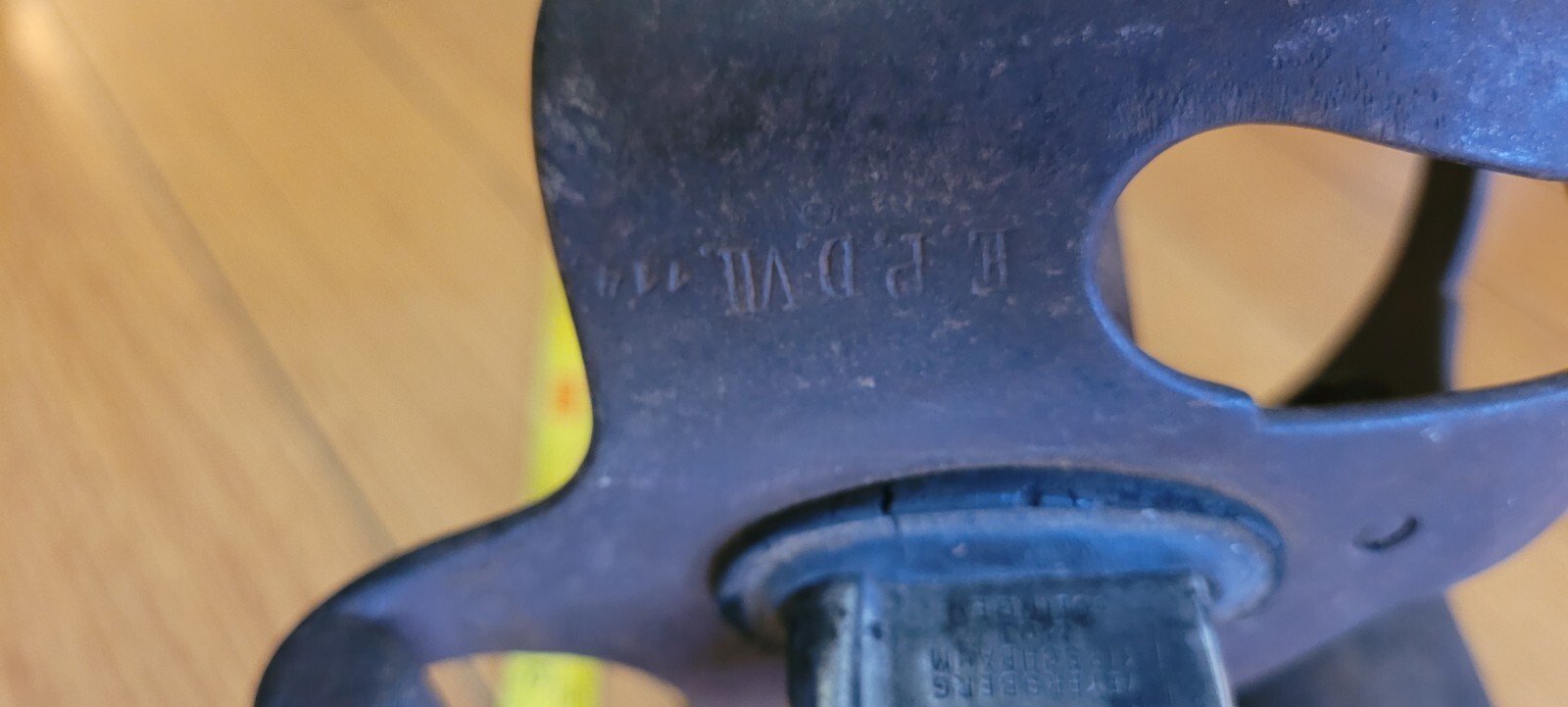 Heavy WWI Imperial Germany Dragoon cavalry sword