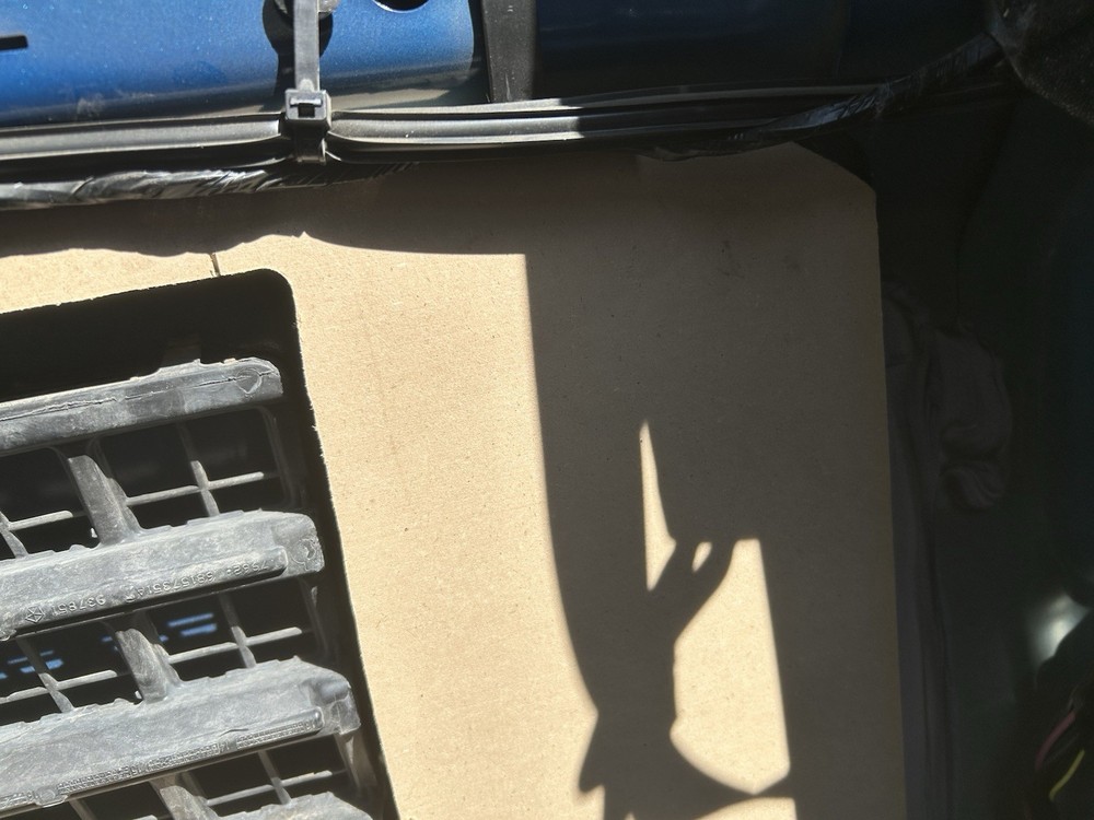 2014-2018 Dodge Ram Crew Cab Amp Rack