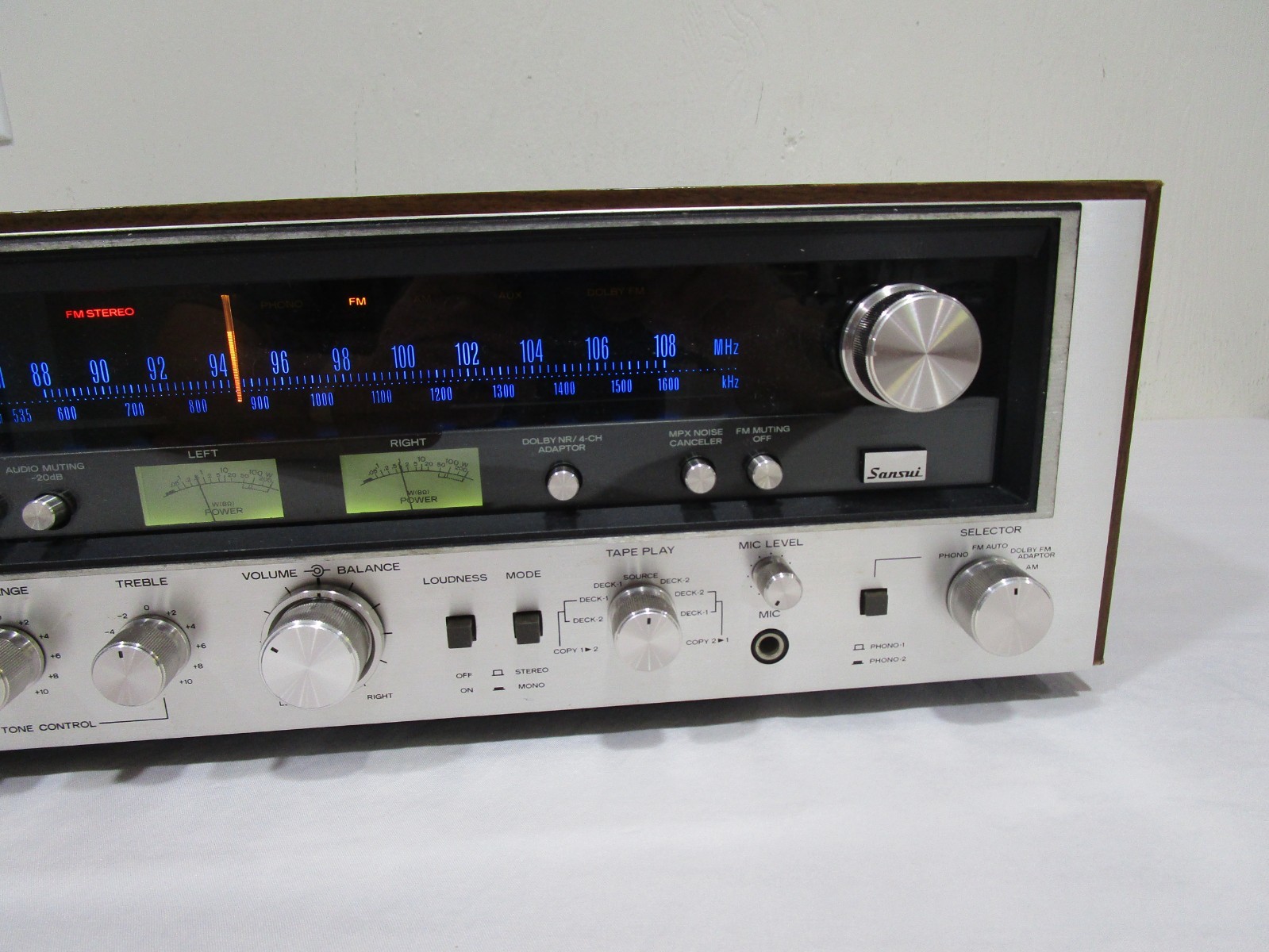 Very Nice Sansui 7070 Stereo Receiver w/ New LEDs - Serviced - Recapped - Cool!