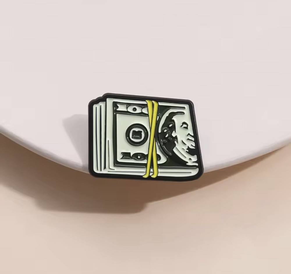 Dolar Hat Pin