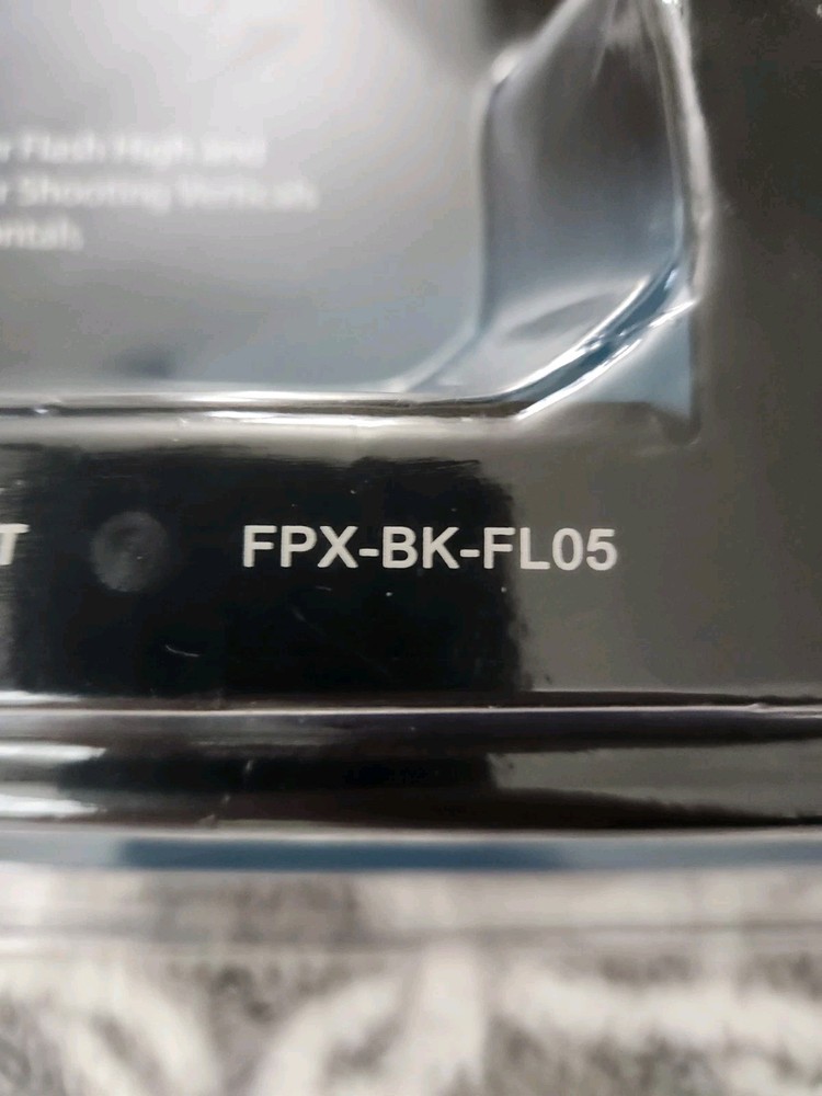 New in Packaging FP FPX-BK-FL05 Flashpoint Rotating Camera Flash Bracket