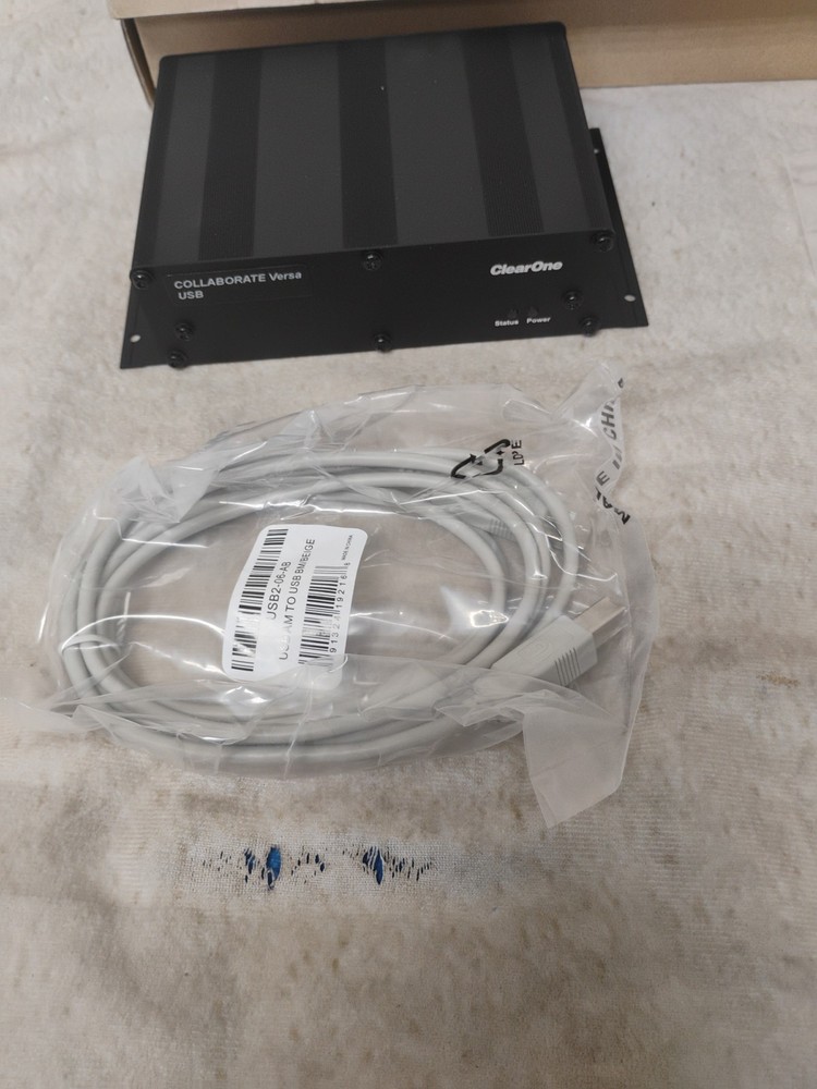 ClearOne 910-3200-305 Collaborate Versa USB
