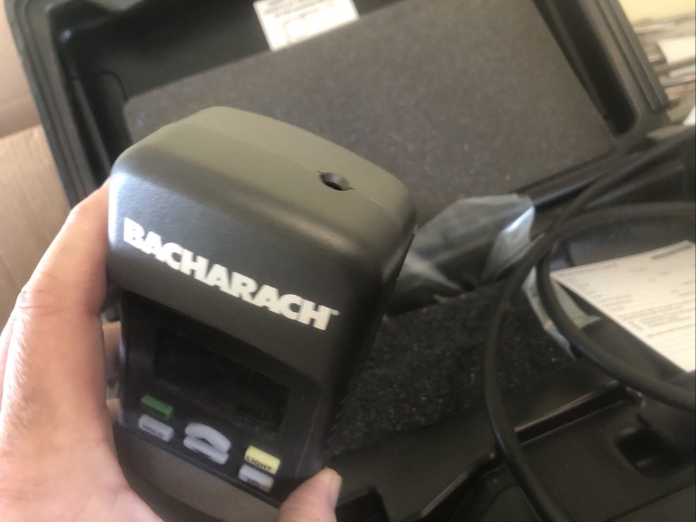 Bacharach Oxor lll Meter In Case