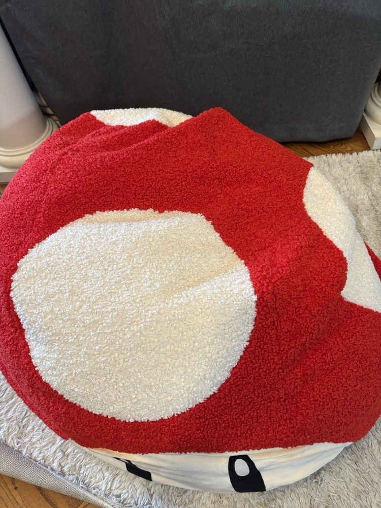 Pottery Barn Large Super Mario™ Super Mushroom Bean Bag Chair Slipcover NWT