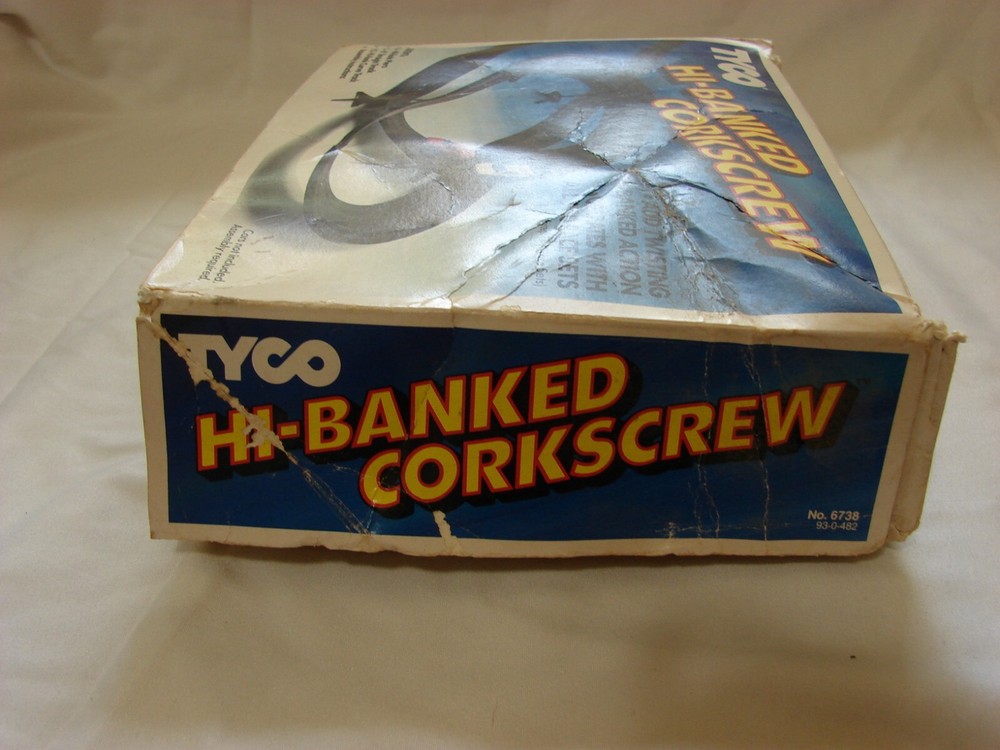 Tyco #6738 Hi-Banked Corkscrew