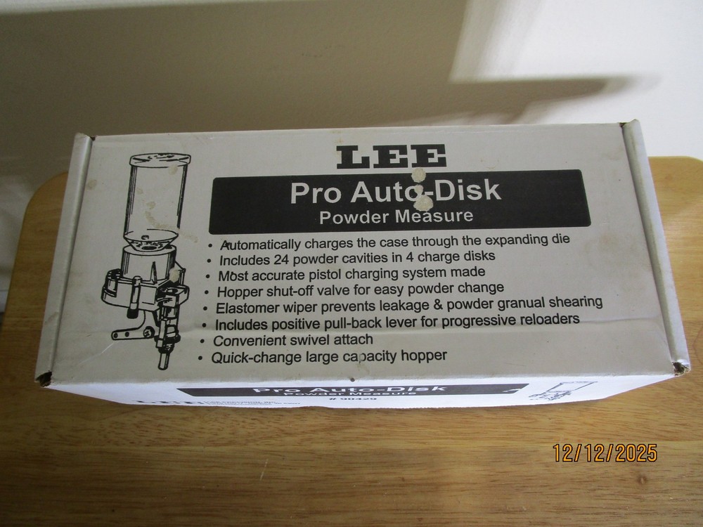 Lee Pro Auto Disk Powder Measure Model 90429