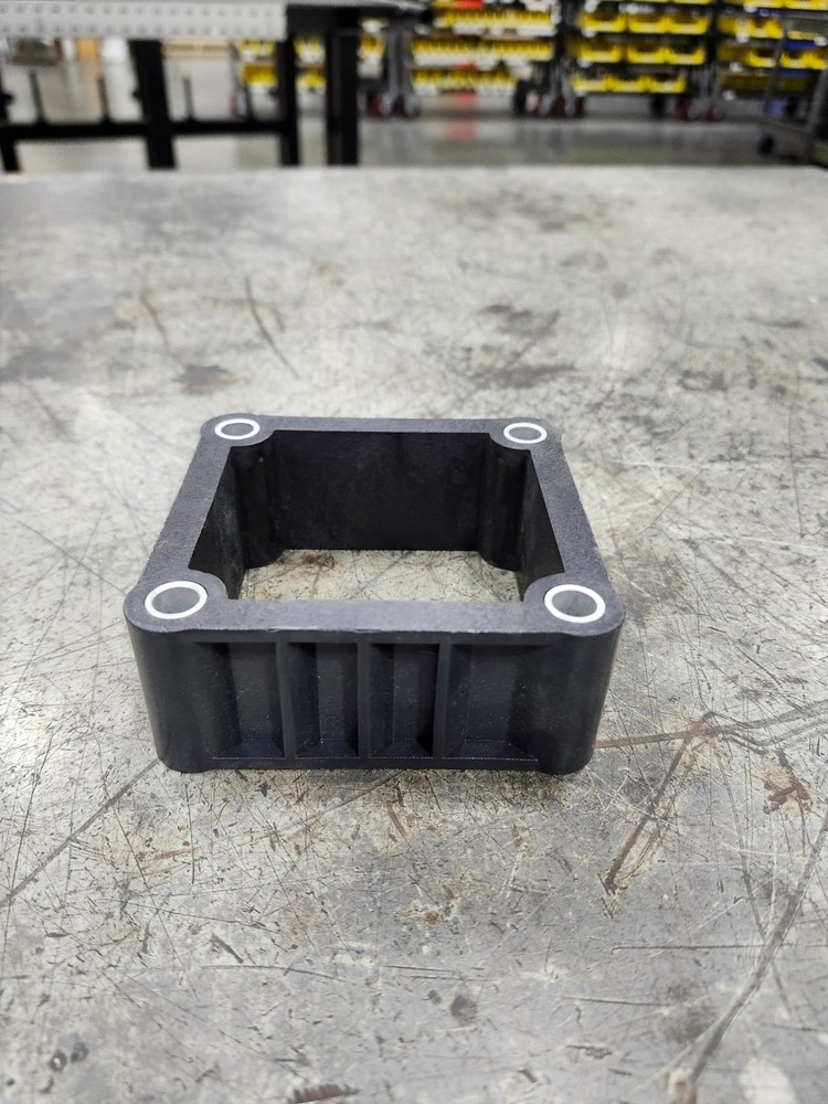 504123408 Spacer Bar