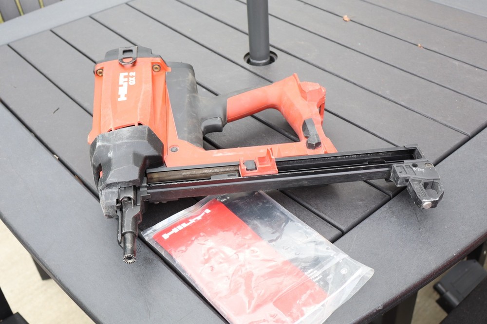 HILTI GX 2 Gas-Actuated Tool