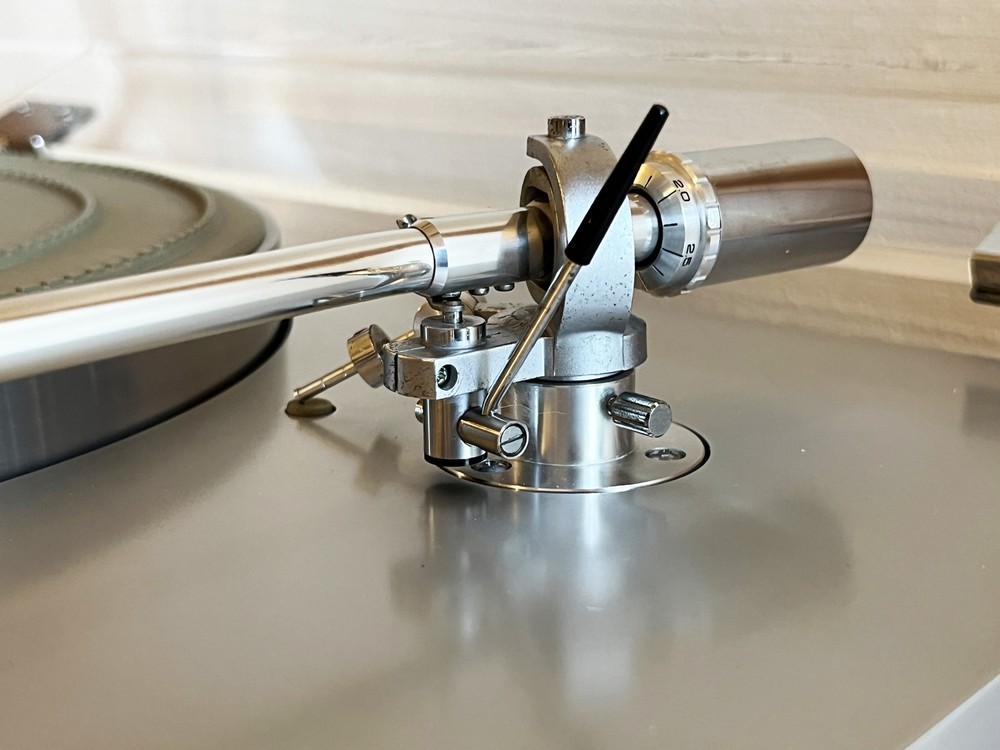 YAMAHA YP-800 Direct Drive Turntable Record Player w/Shell Confirmed Operation