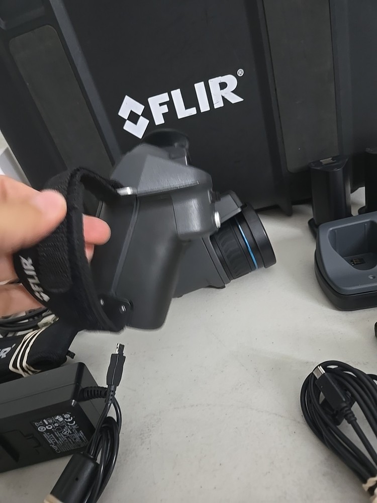 FLIR T640 THERMAL IMAGING CAMERA
