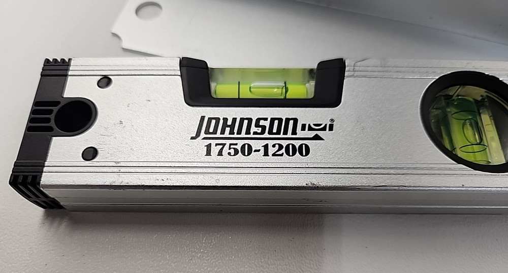 Johnson Level & Tool Model 1750-1200 Digital Angle Locator Digital Display, Used