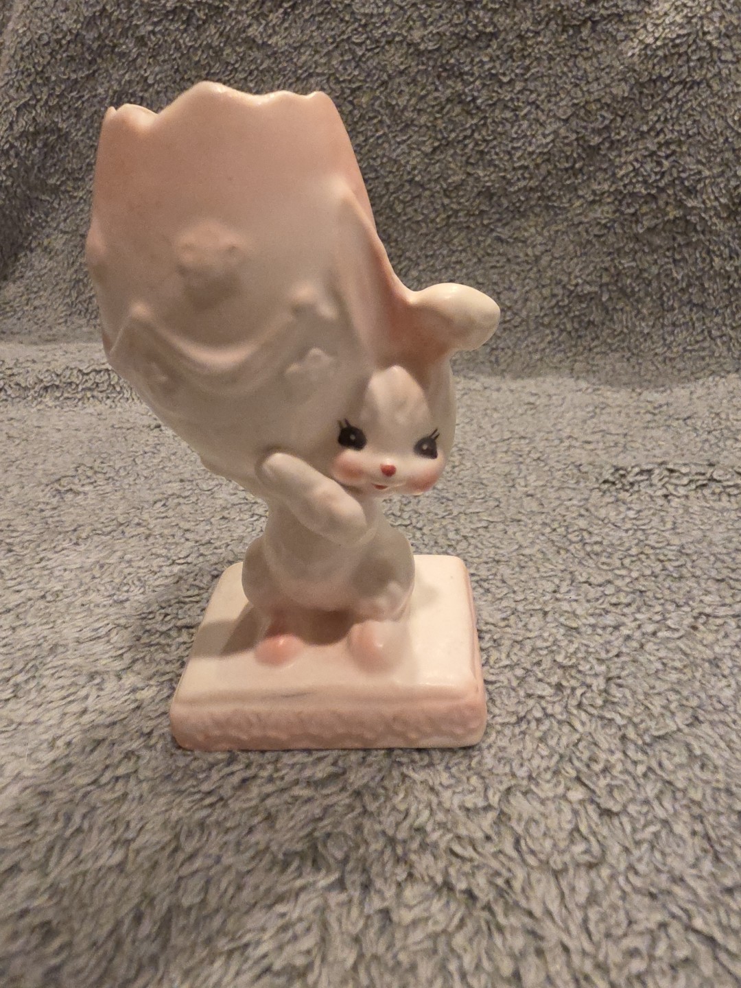 Napcoware Vintage Japan Ceramic Easter Bunny Rabbit Holding Egg C-6347 Vessel