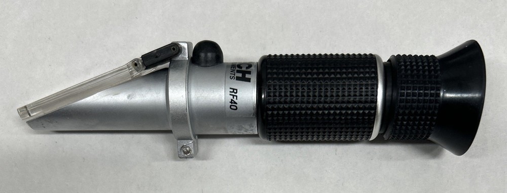 EXTECH RF40 Portable Refractometer with Case