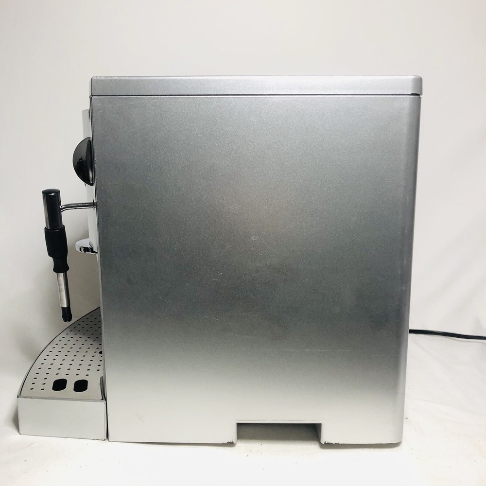 Jura Impressa S8 Silver One-Touch Espresso Machine Fully Automatic Coffee Maker