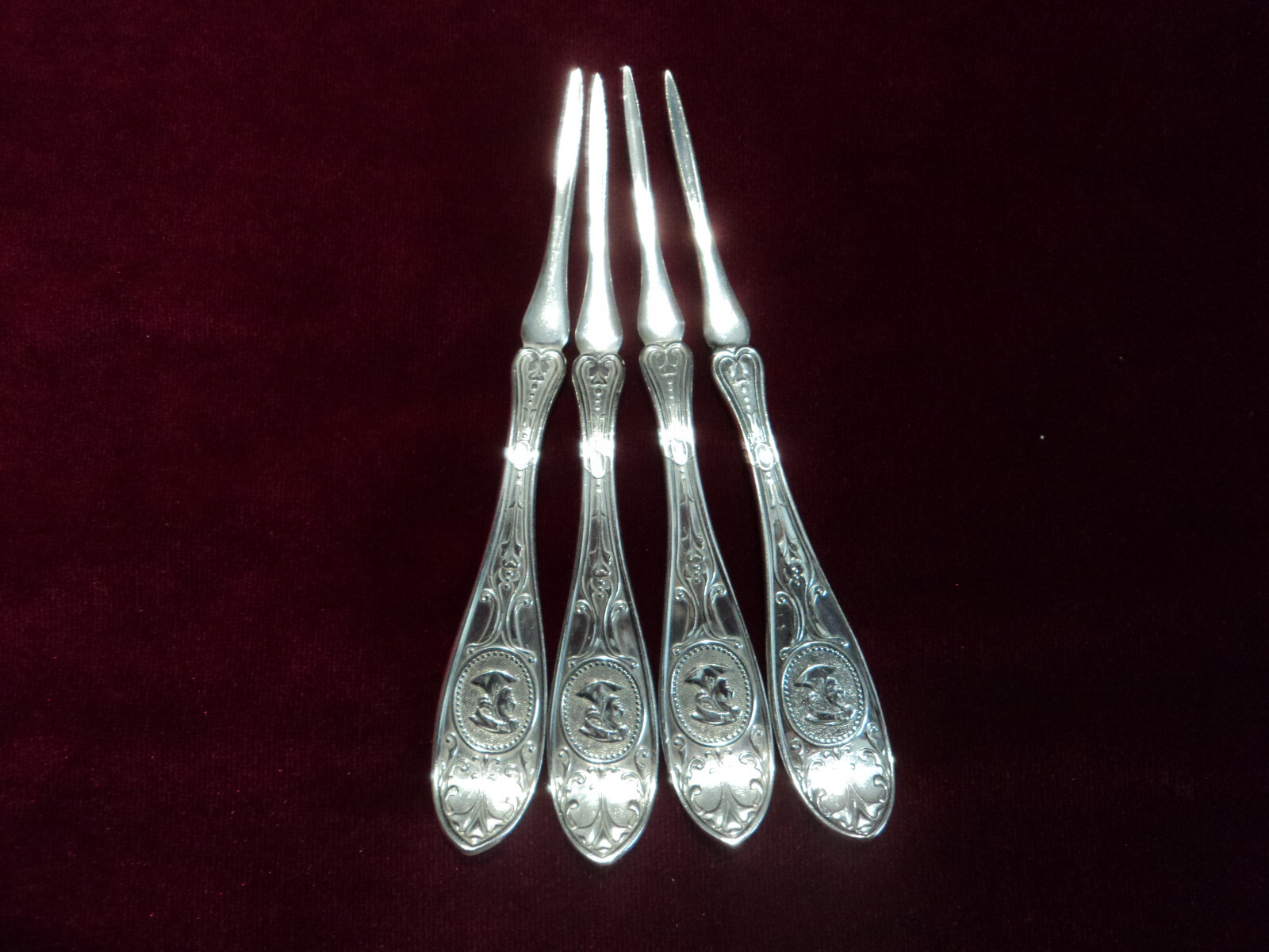 Silverplate Flatware Lot of 4 Victorian Nut Picks Rogers Medallion 1867