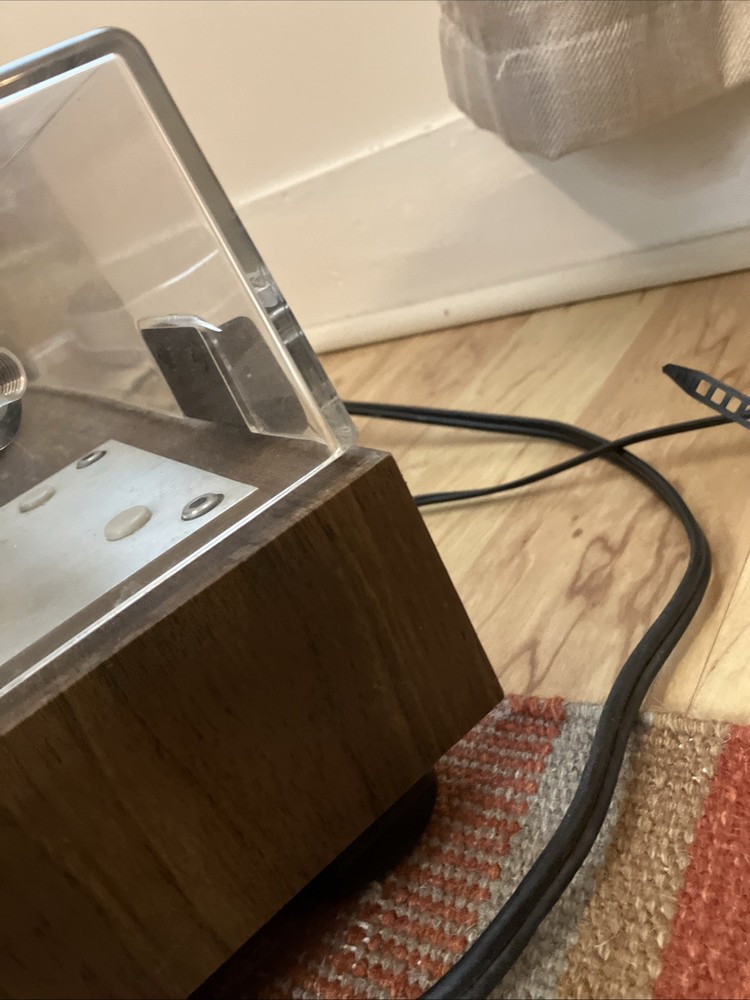 PIONEER PL-570 TURNTABLE