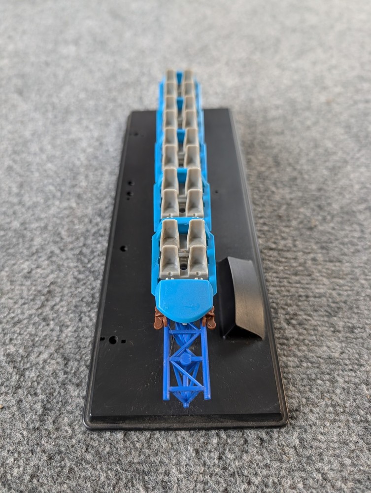 Coasterdynamix Statix Millenium Force model Roller Coaster 1:48 Scale Train