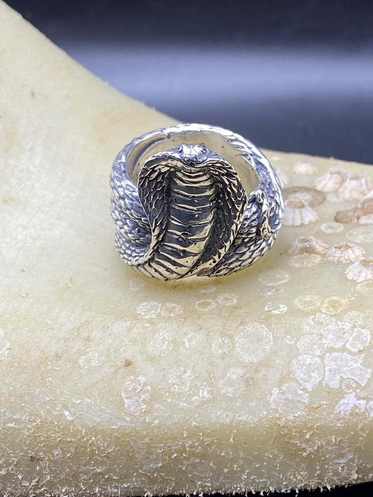 Cobra Ring  Solid Sterling Silver Size 8