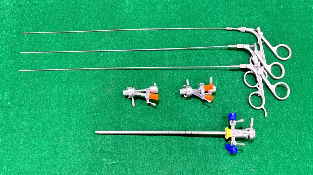 Laparoscopic Cystoscopy Surgery Set 17FR with Graspers 5FR Reusable Instruments