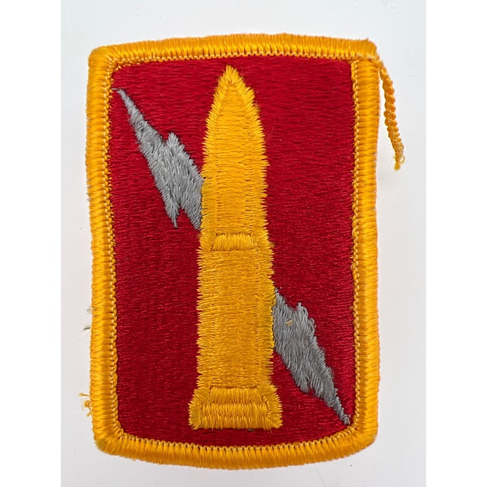 224th Field Artillery Brigade Army Unit Patch New without Packaging