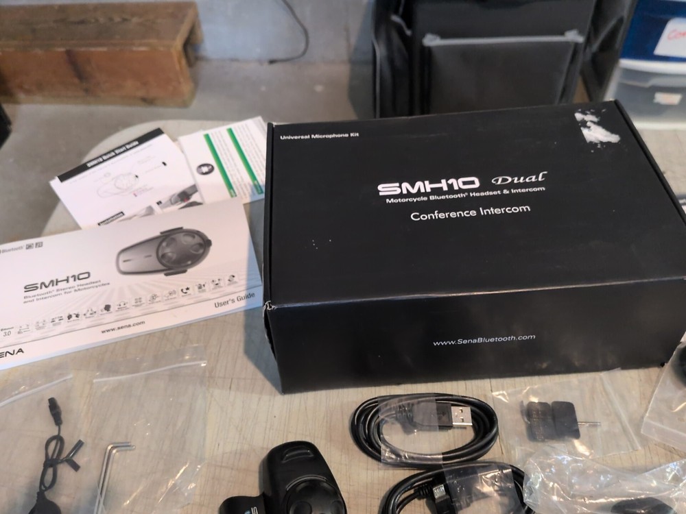 Sena SMH10D-11 Dual Motorcycle Bluetooth Headset Intercom READ DESCRIPTION!