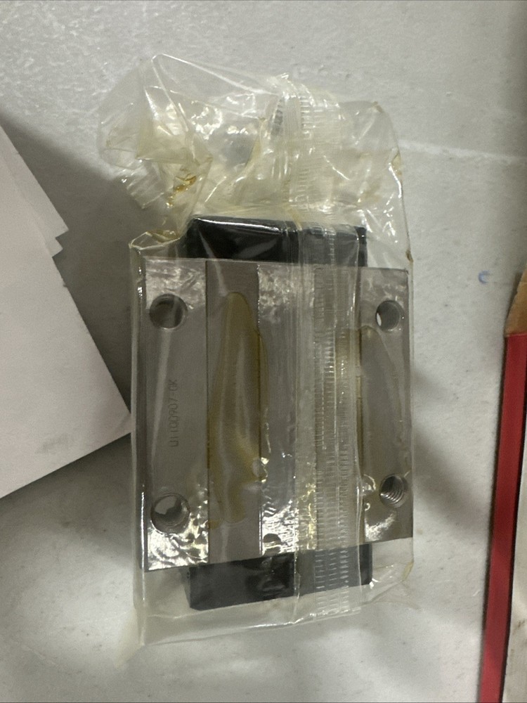THK SHS25CSS LINEAR BLOCK
