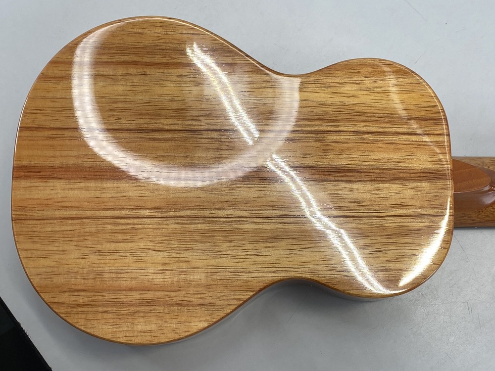 KoAloha Solid Hawaiian Koa Gloss Guitarlele- Brown