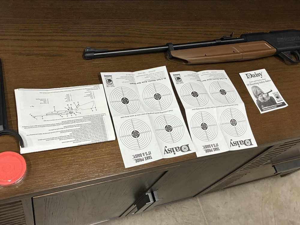Daisy BB Gun