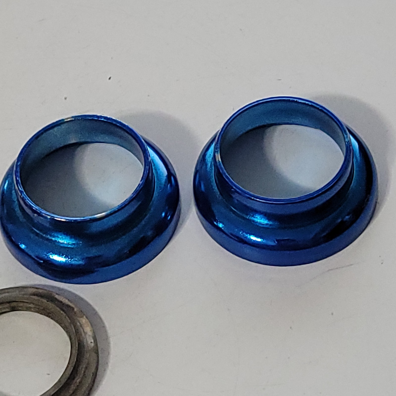 old school NOS blue Hatta 1 inch threaded bmx bike headset blue