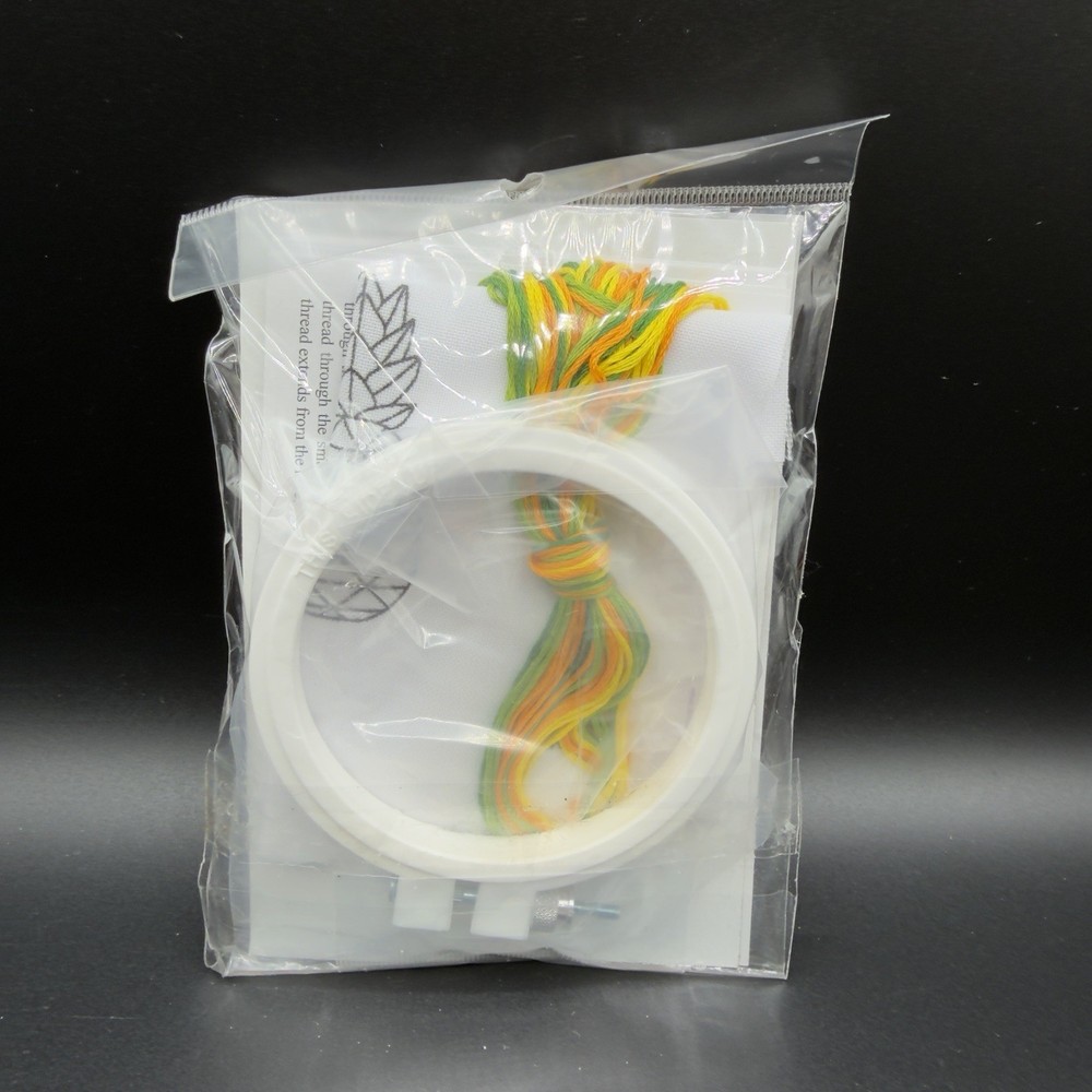 Loops & Threads Pineapple Punch Needle Kit #F