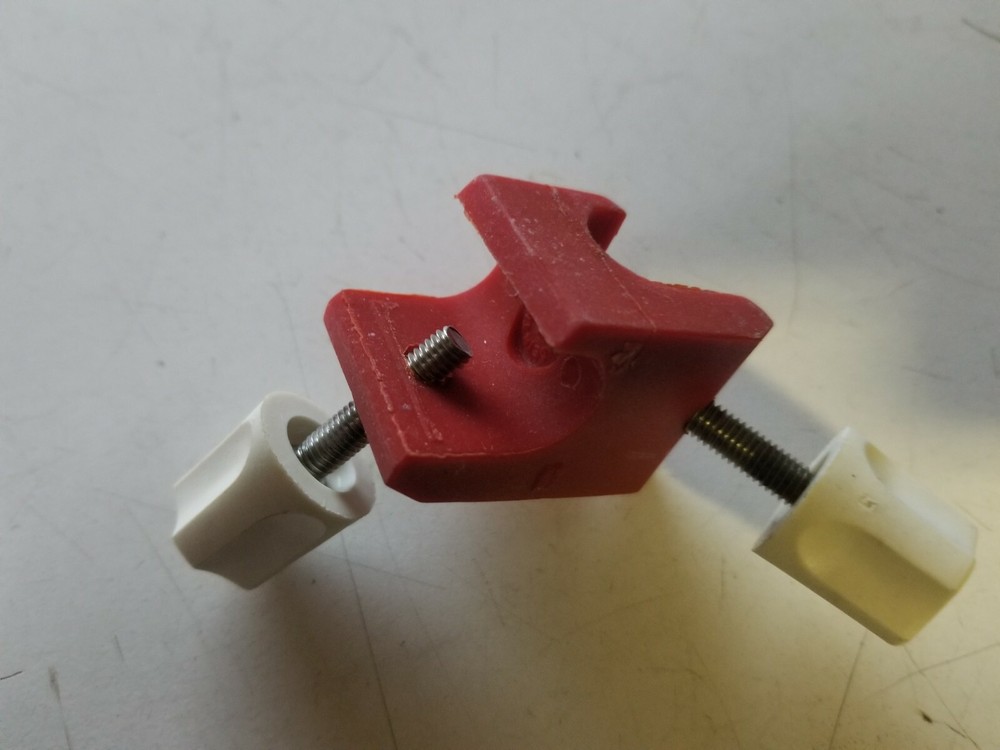 Laboratory Plastic Clamp Regular Holder Attaches at Right Angles, 13mm Max OD
