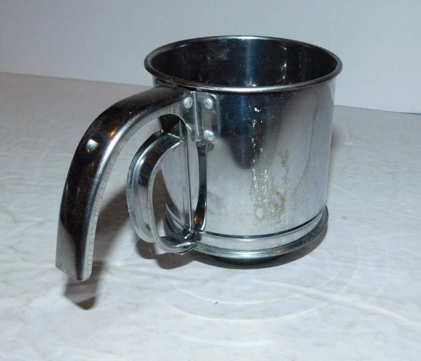 NICE SMALL FLOUR SIFTER WITH FUNNEL BOTTOM