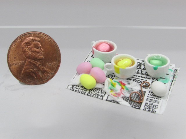 Dollhouse Miniature Replica Easter Egg Dying Set Complete with Eggs LA106
