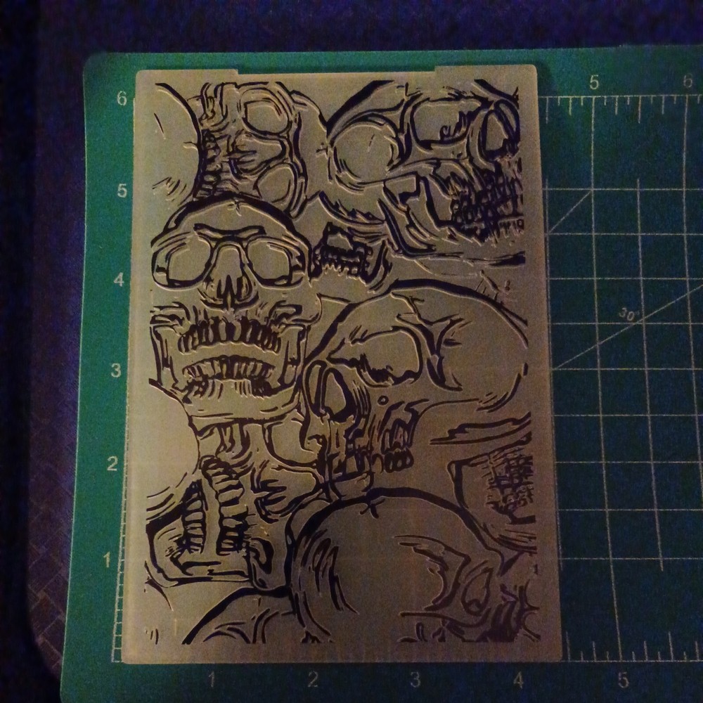 Universal Thin plastic 3d embossing folder  Halloween Scream Skulls Catacombes