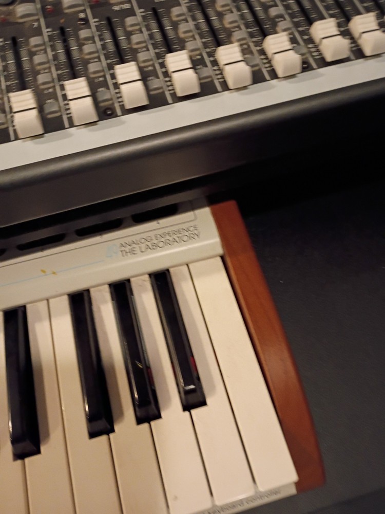 Arturia KeyLab Essential 49 Keyboard Controller