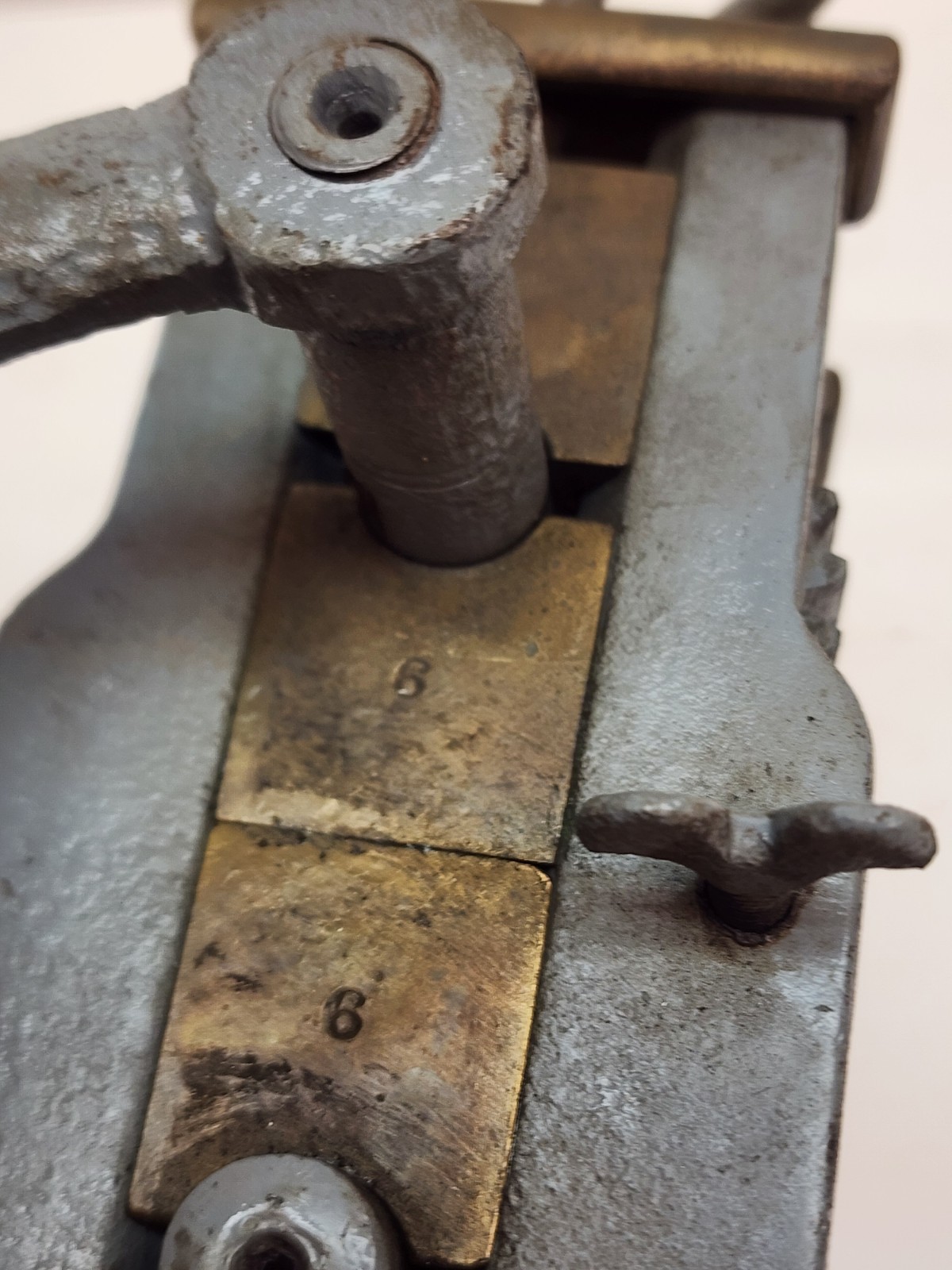 Roys & Wilcox Brass Top #6 turning Machine Sheet Metal Bead Roller Crimper Bead