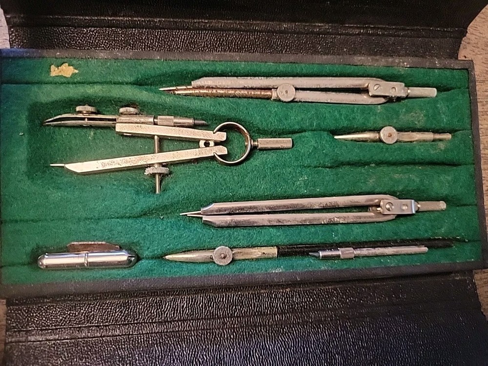 Vintage SUPREME Precision Drafting Drawing Tools Instrument set D69