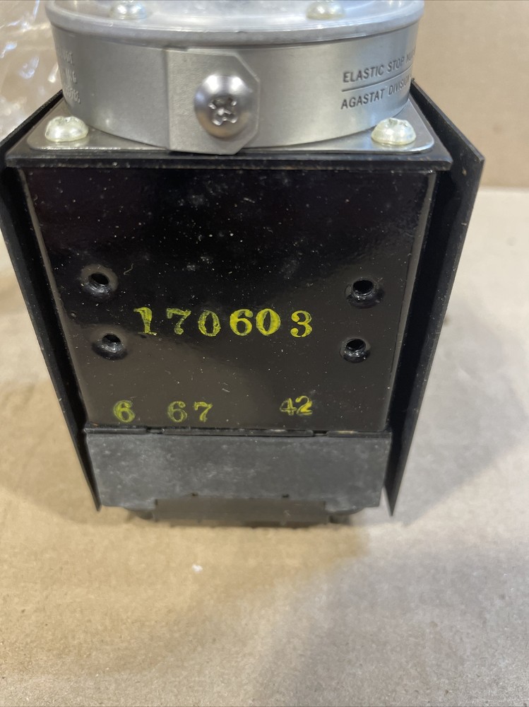 Agastat DD-W-11Q Time-Delay Relay